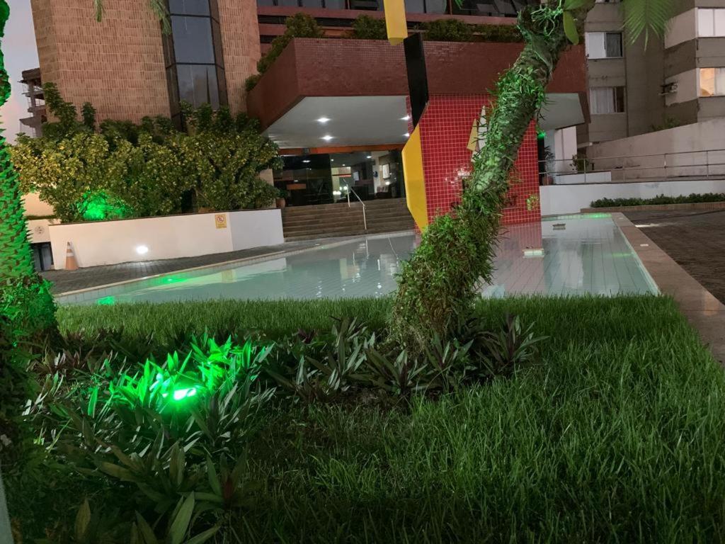 Maravilhoso Apartamento 2 Quartos Com Ofuro Porto Da Barra Salvador Summer Barra Flat Zewnętrze zdjęcie