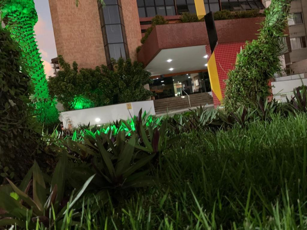 Maravilhoso Apartamento 2 Quartos Com Ofuro Porto Da Barra Salvador Summer Barra Flat Zewnętrze zdjęcie